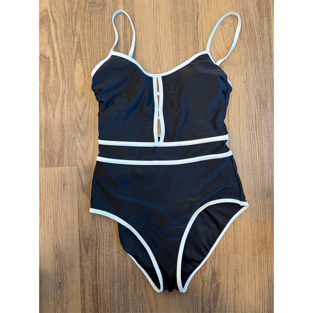 Cupshe One Piece Swimsuit Black White Piping Cutout Scoop Neck Swimwear Size S